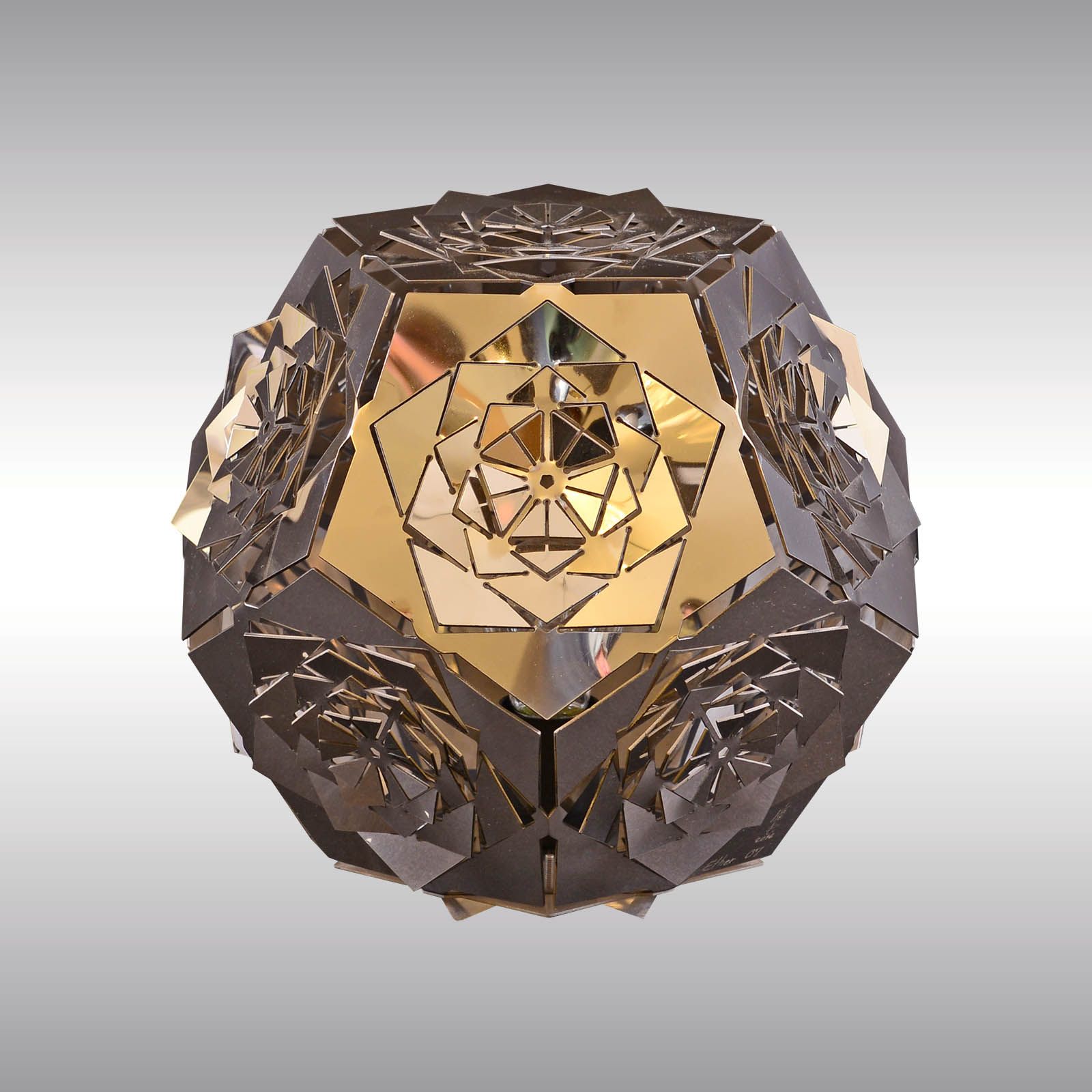 WOKA LAMPS VIENNA - OrderNr.: 21631|Platonic Solid - Design: Daniel Kage