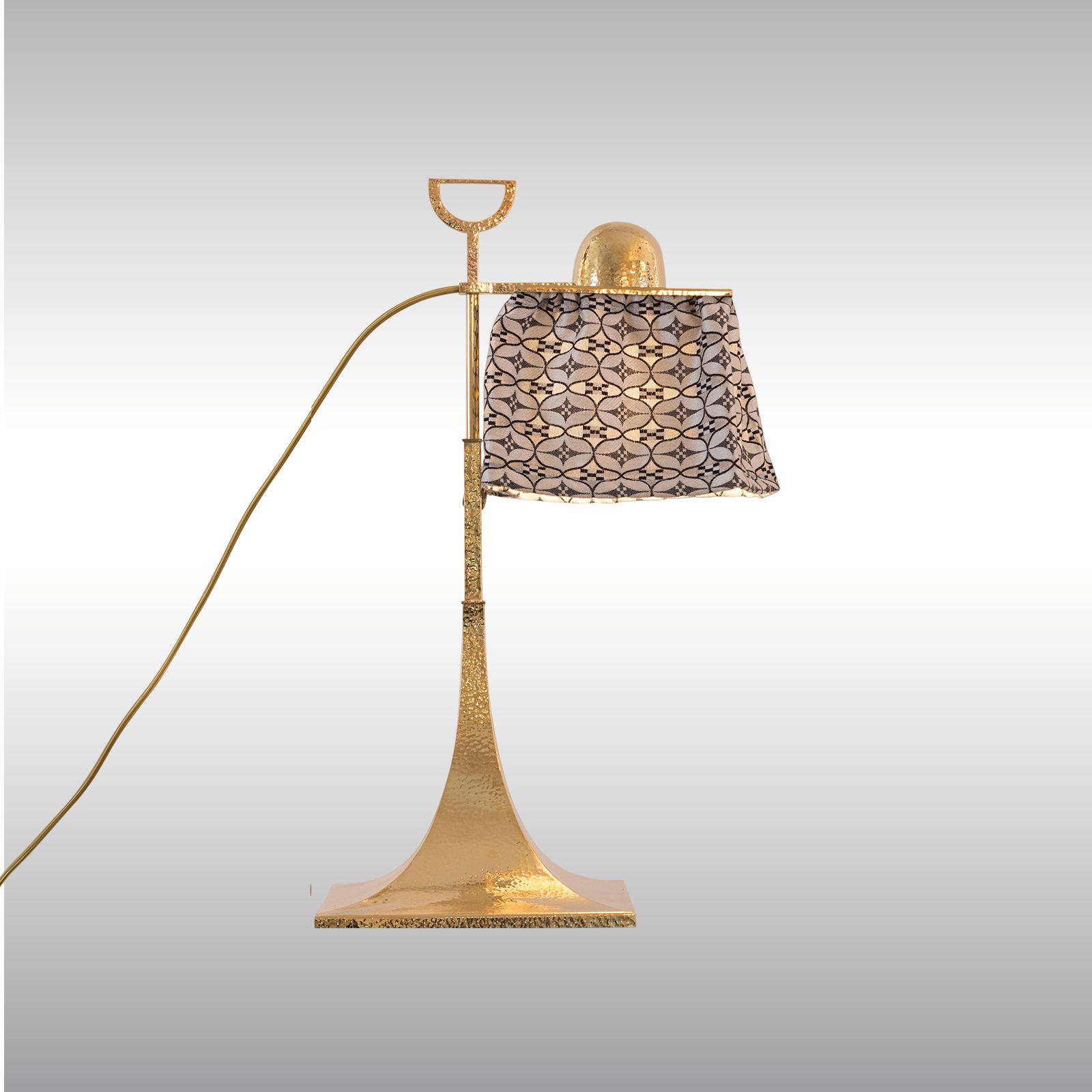 WOKA LAMPS VIENNA - OrderNr.:  22109|Josef Hoffmann Wiener Werkstätte Table Lamp M92, 1904