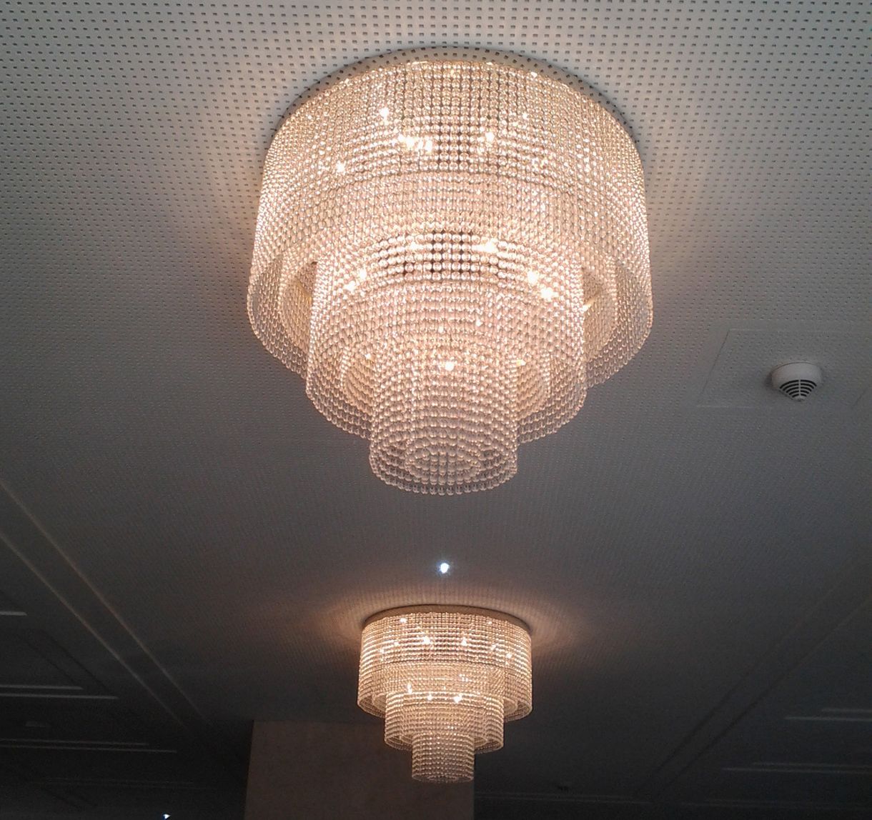 WOKA LAMPS VIENNA - OrderNr.:  undefined|Red Bull Hotel Bernhard