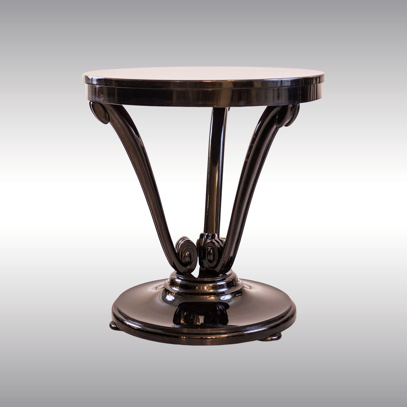WOKA LAMPS VIENNA - OrderNr.: 50110|Coffe-Table attributed to Otto Prutscher and Thonet - Design: Otto Prutscher
