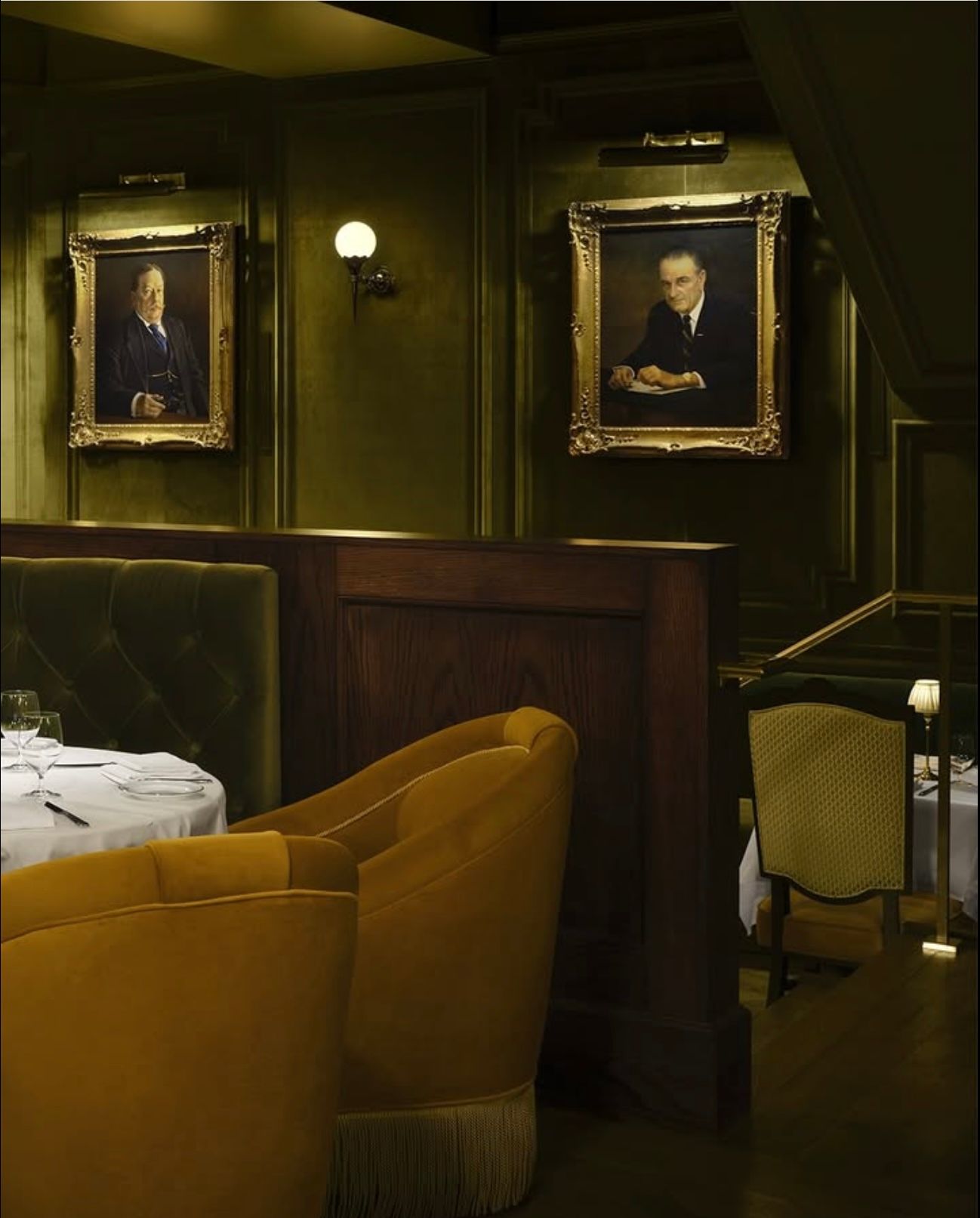 WOKA LAMPS VIENNA - Portfolio: Starr Occidental Washington - Foto 1