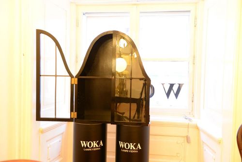 WOKA LAMPS VIENNA - OrderNr.: 70013|Aufsatzvitrine - Ambiente-Foto 3