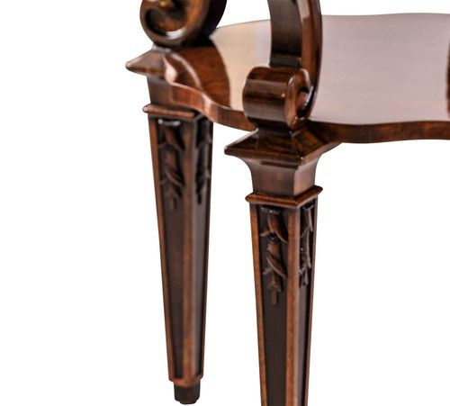 80127 - a small tee-table in the manner of Dagobert Peche WOKA LAMPS VIENNA - OrderNr.: 80127|a small tee-table in the manner of Dagobert Peche - Design: Dagobert Peche attributed - Foto 0
