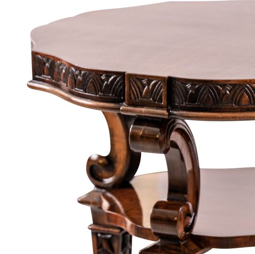 80127 - a small tee-table in the manner of Dagobert Peche WOKA LAMPS VIENNA - OrderNr.: 80127|a small tee-table in the manner of Dagobert Peche - Design: Dagobert Peche attributed - Foto 1