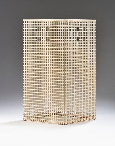 WOKA LAMPS VIENNA - OrderNr.: 80132|A wastepaper basket with punched lattice pattern, in the style of the Wiener Werkstätte - Design: Wiener Werkstaette - Foto 3